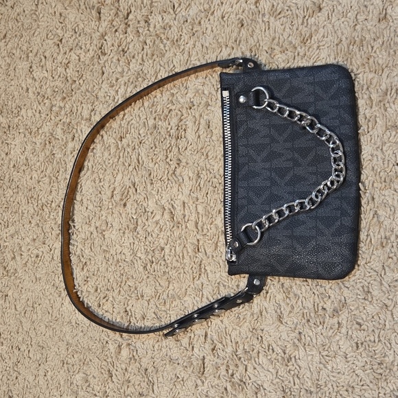 Michael Kors Fanny Pack‎ - Picture 1 of 4